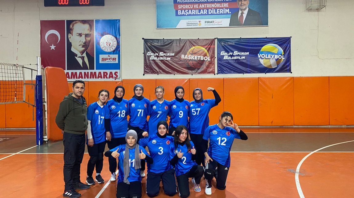 VOLEYBOL TAKIMIMIZ ÇEYREK FİNALE YÜKSELDİ